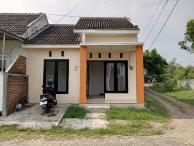 Dijual Rumah Hook Siap Huni di Puri Brawijaya Banyuwangi – Lokasi Strategis Pusat Kota, Harga Rugi!