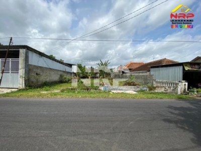 Dijual sebidang tanah strategis yang berlokasi di kawasan berkembang Srono, Banyuwangi.