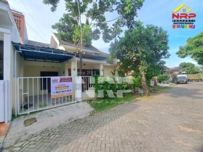 dijual rumah mendut regency tamanbaru banyuwangi