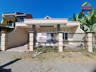 Dijual Rumah Strategis Dekat Gedung Dprd Banyuwangi Kota