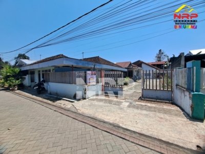 Tanah 780 m2 dengan bangunan tua dijual Sumberejo Banyuwangi