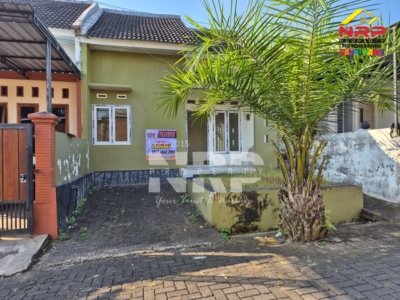 Rumah minimalis 200 jutaan dijual di Kembiritan Genteng Banyuwangi
