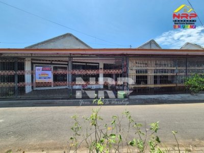 dijual rumah di pusat kota banyuwangi sobo