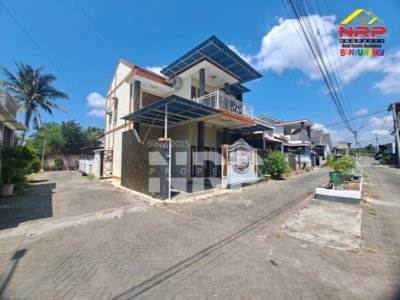 rumah dijual dekat sman 1 glagah banyuwangi posisi hook